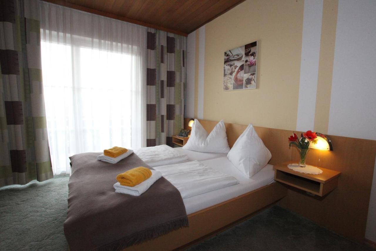 Hotel & Fruehstueckspension Raabtal Фельдбах Экстерьер фото