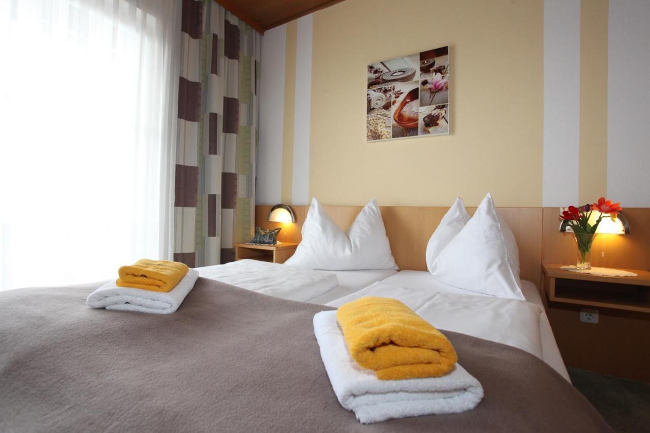 Hotel & Fruehstueckspension Raabtal Фельдбах Экстерьер фото